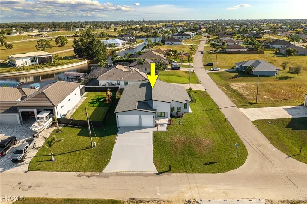 3232 NW 21st Street Cape Coral FL 33993