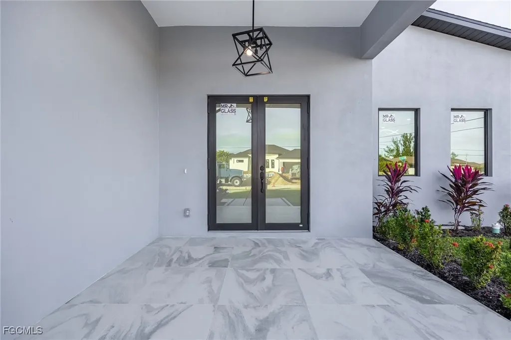 3232 NW 21st Street Cape Coral FL 33993