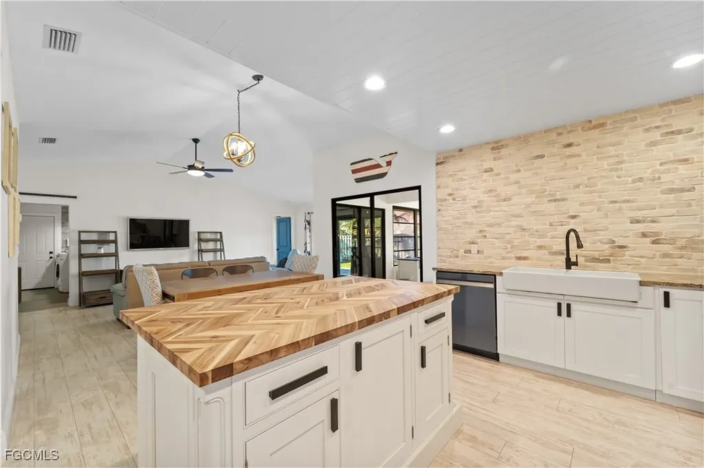 9802 Wildginger Drive Fort Myers FL 33919
