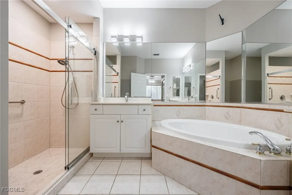 7678 Bay Lake Drive Fort Myers FL 33907