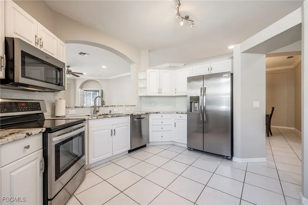 7678 Bay Lake Drive Fort Myers FL 33907