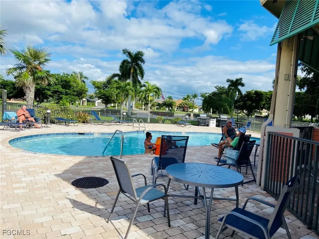 5865 Shell Cove Drive Cape Coral FL 33914