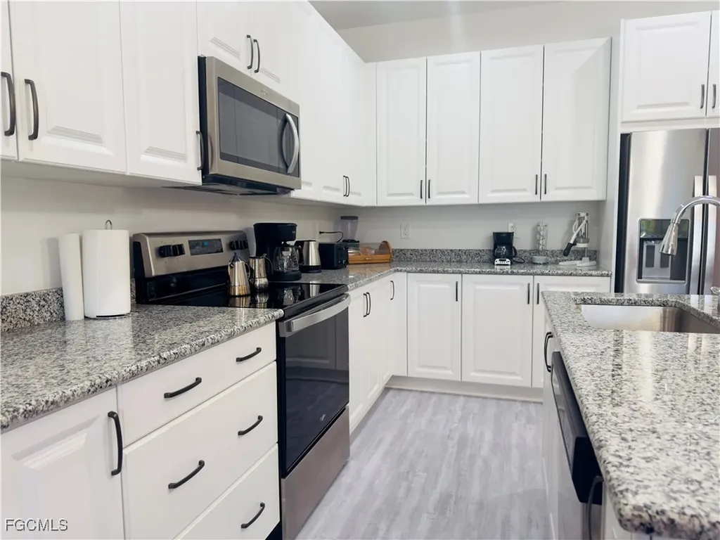 5865 Shell Cove Drive Cape Coral FL 33914