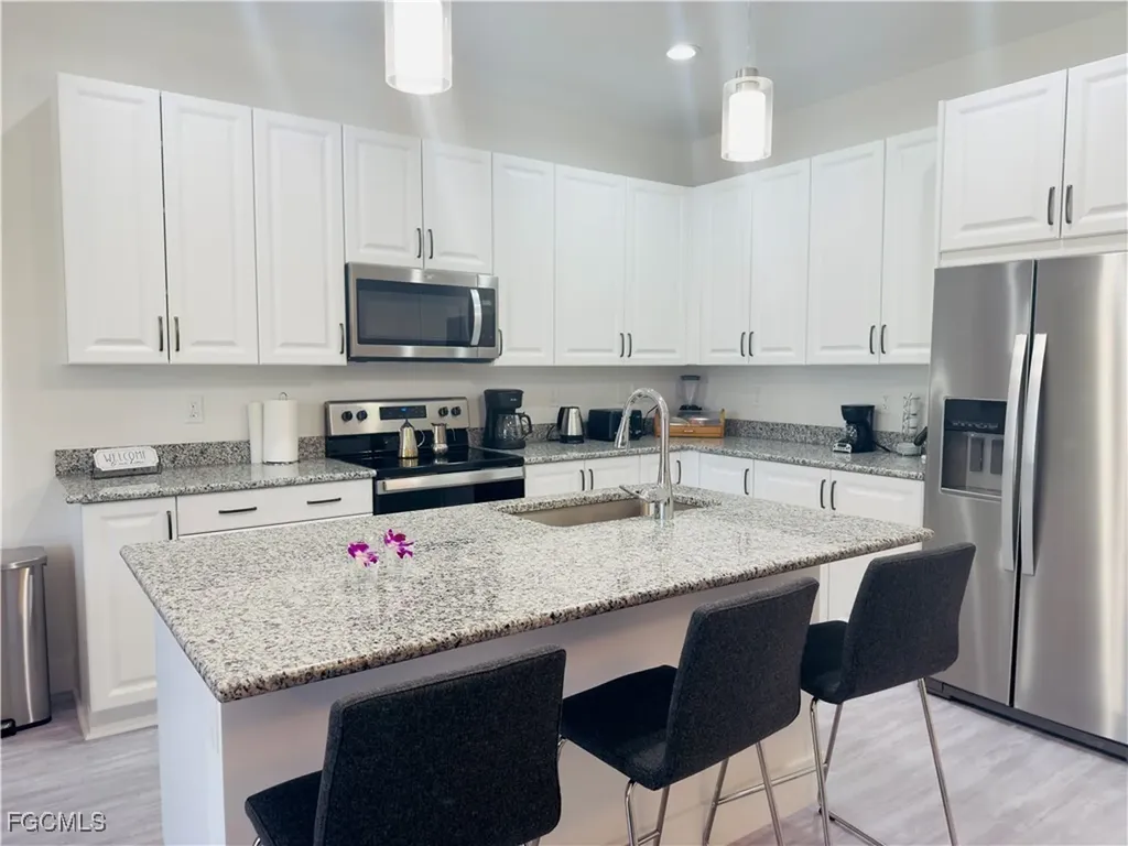 5865 Shell Cove Drive Cape Coral FL 33914