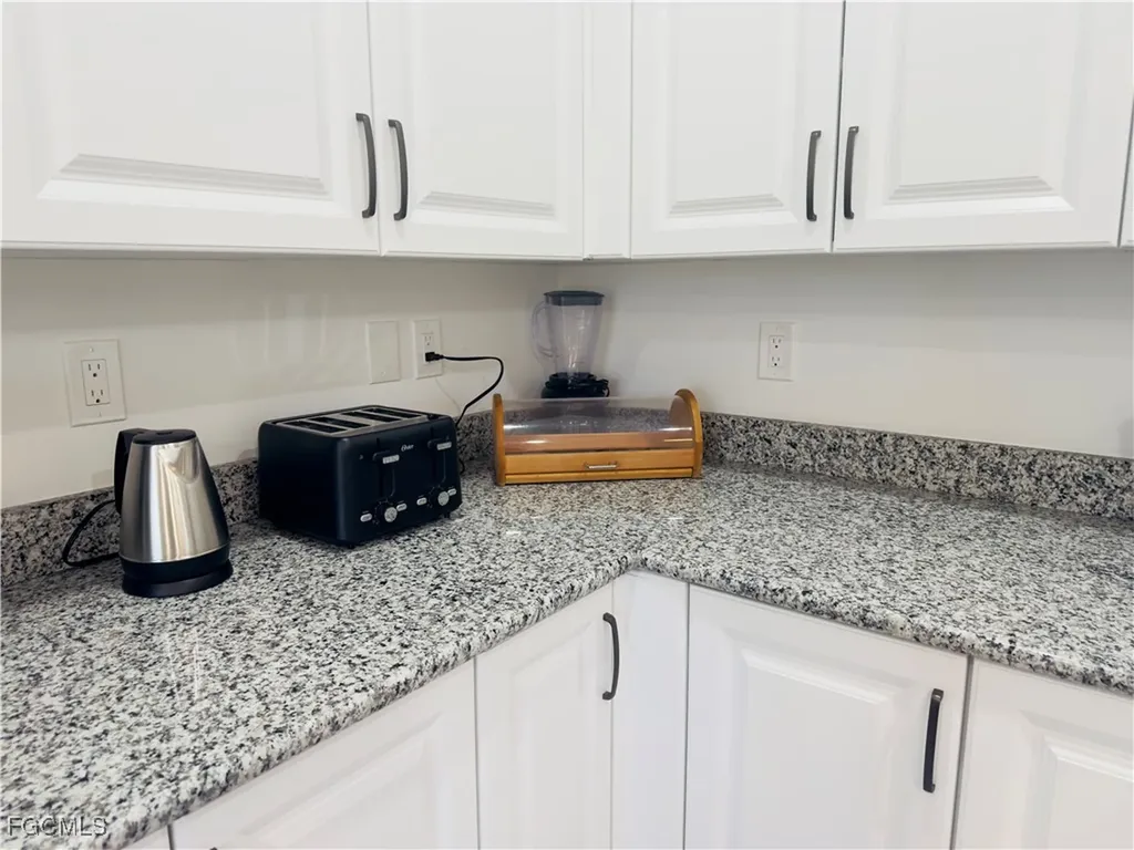 5865 Shell Cove Drive Cape Coral FL 33914