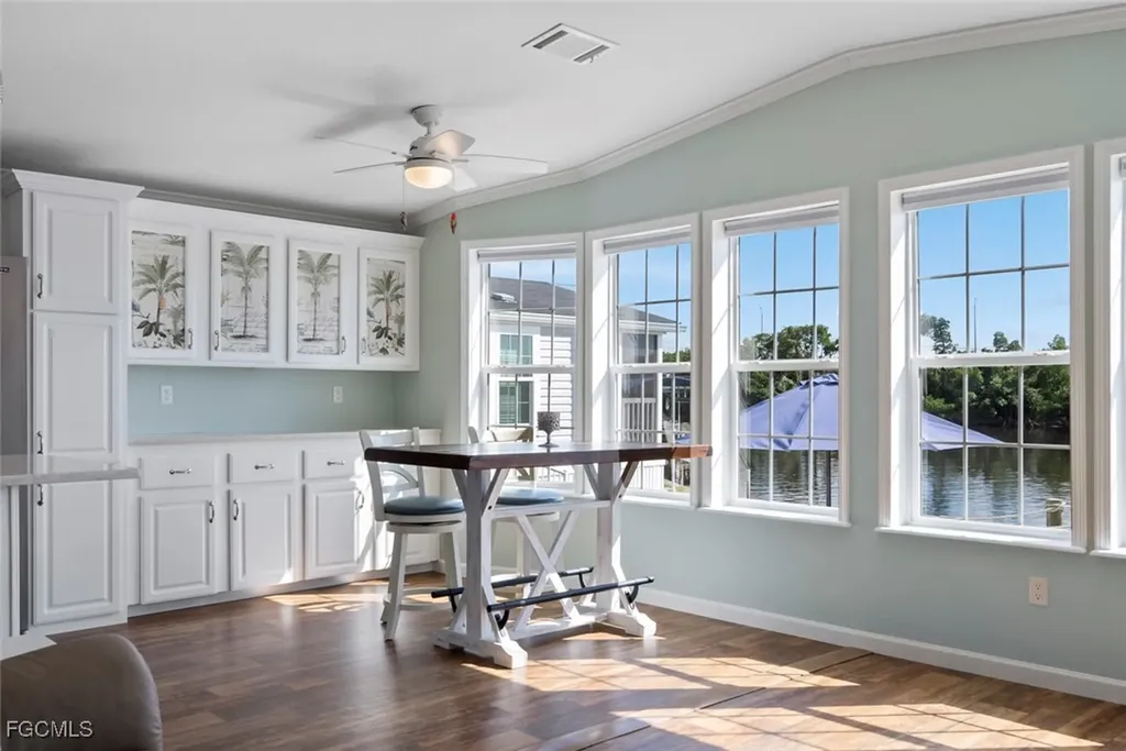 39 Channel Lane Fort Myers FL 33905