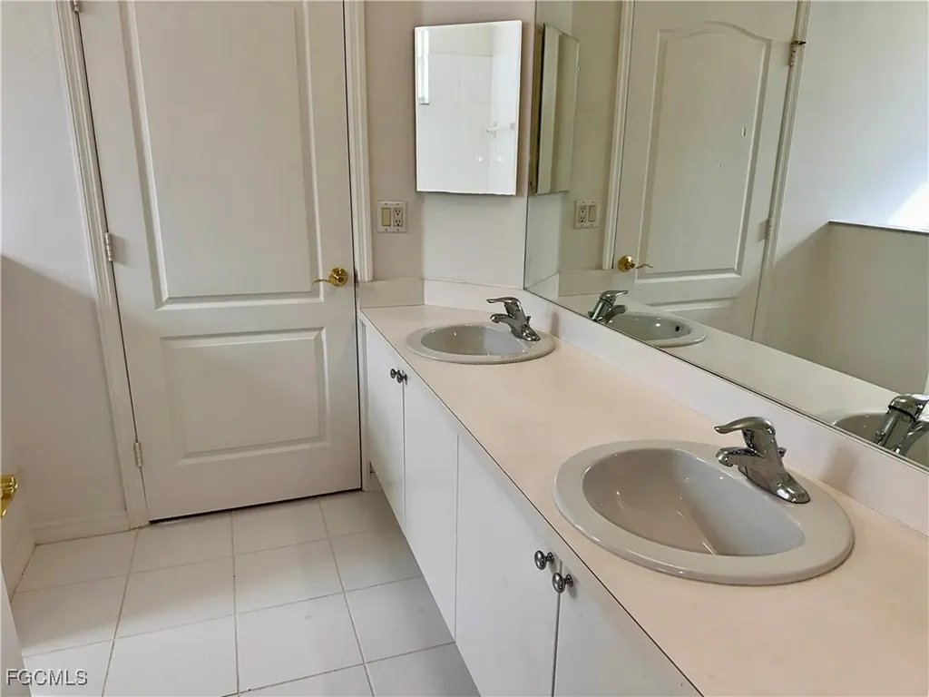 2669 Blue Cypress Lake Court Cape Coral FL 33909