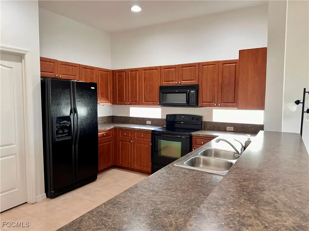 2669 Blue Cypress Lake Court Cape Coral FL 33909