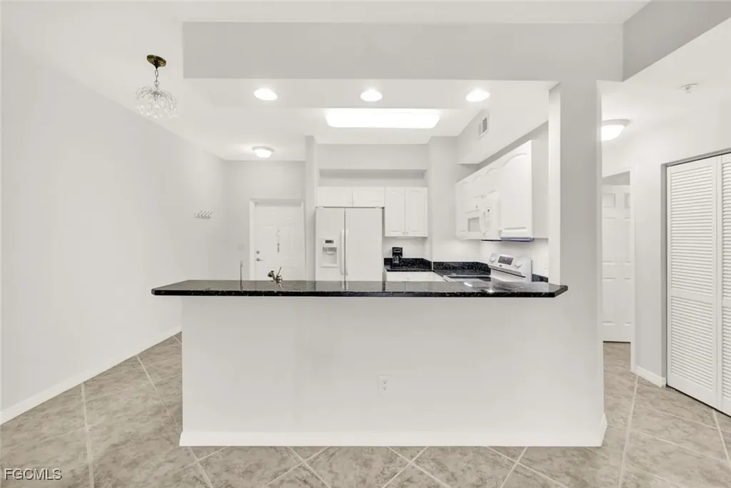 1101 Winding Pines Circle Cape Coral FL 33909