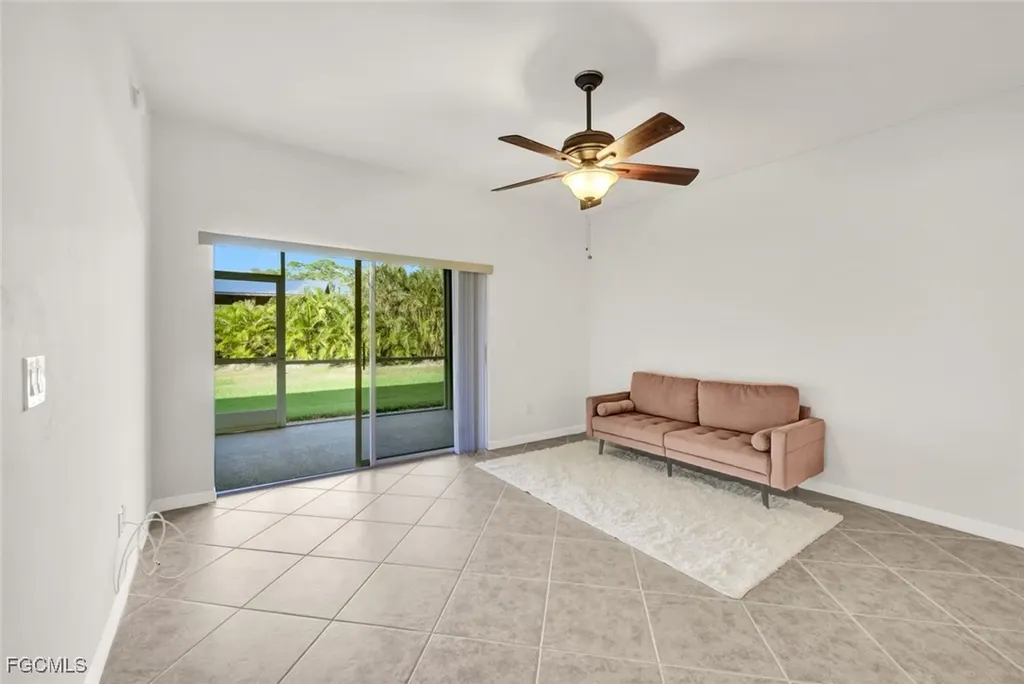 1101 Winding Pines Circle Cape Coral FL 33909