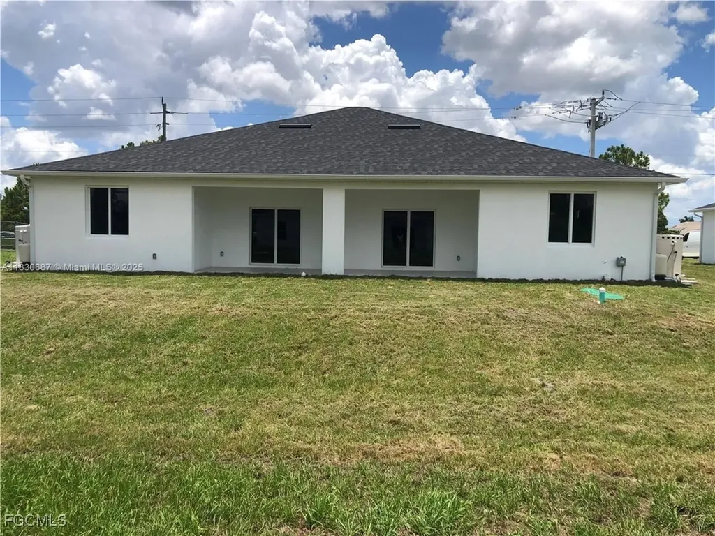 4568/4570 Golfview Boulevard Lehigh Acres FL 33973