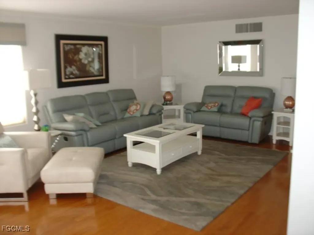 2350 W 1st Street Fort Myers FL 33901