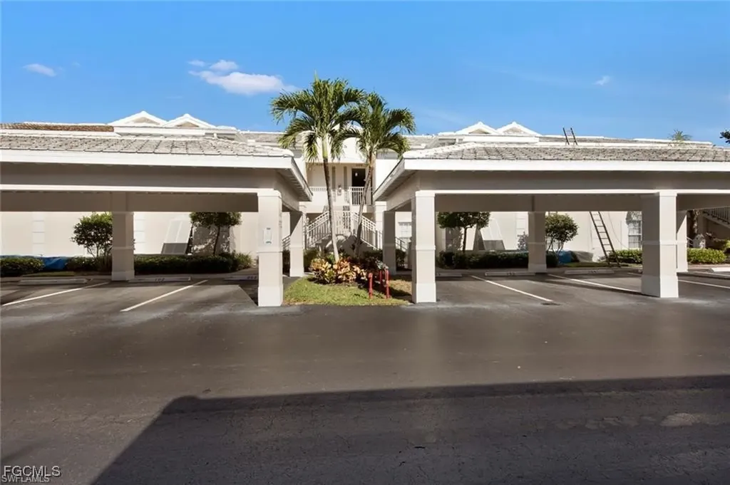 1345 Sweetwater Cove Naples FL 34110