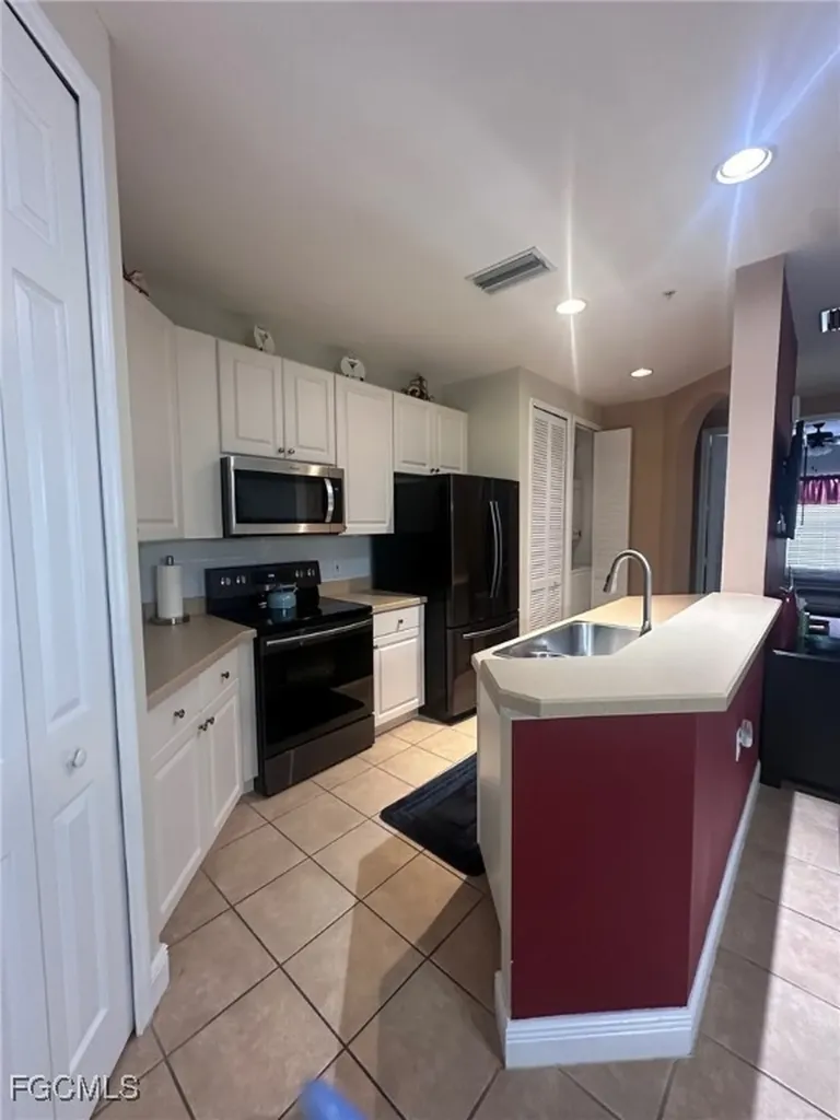 1345 Sweetwater Cove Naples FL 34110