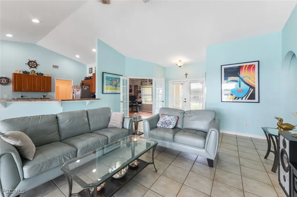 3217 SW 12th Avenue Cape Coral FL 33914