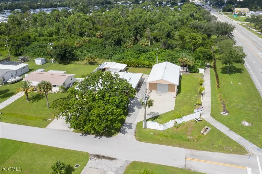 1418 Shirley Drive North Fort Myers FL 33917
