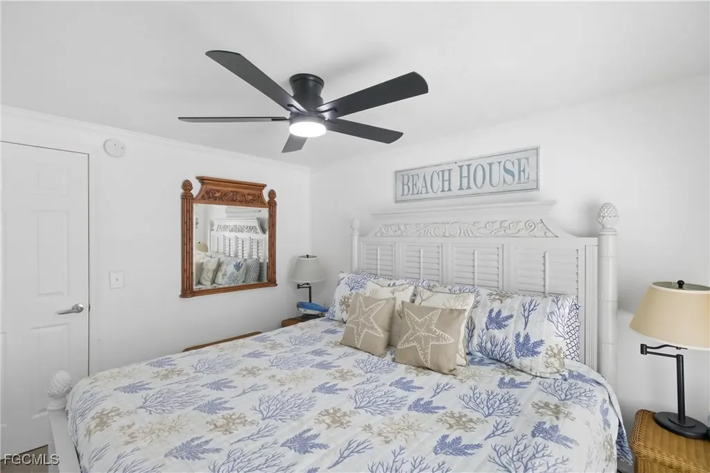 5517 Sir Walter Way North Fort Myers FL 33917