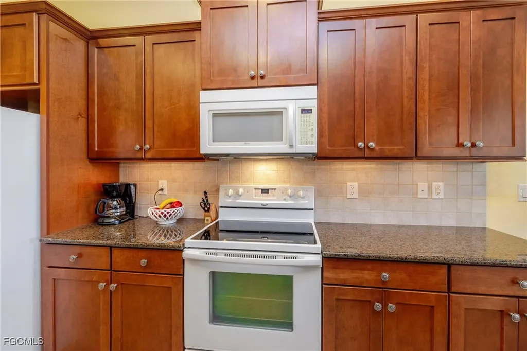 3621 Lakeview Isle Court Fort Myers FL 33905