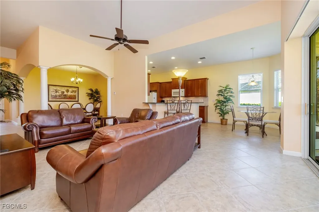 3621 Lakeview Isle Court Fort Myers FL 33905