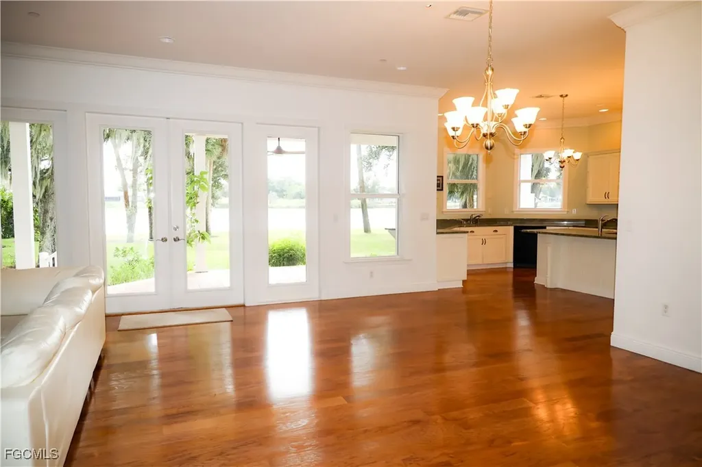 16470 Oakview Circle Alva FL 33920