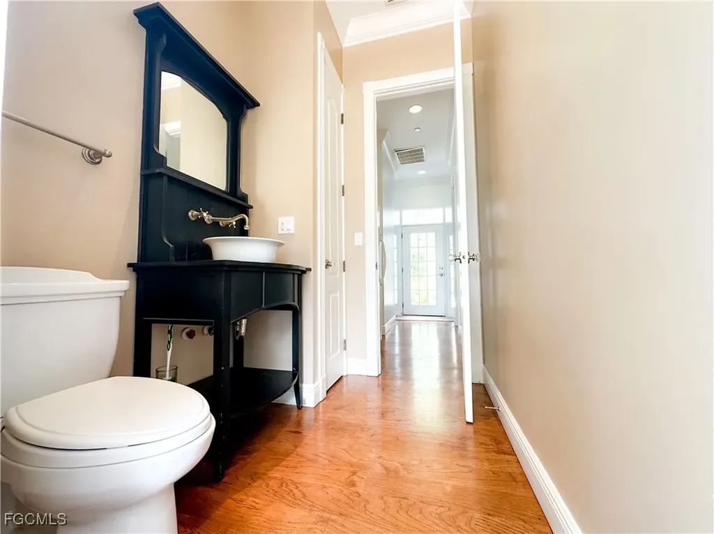 16470 Oakview Circle Alva FL 33920