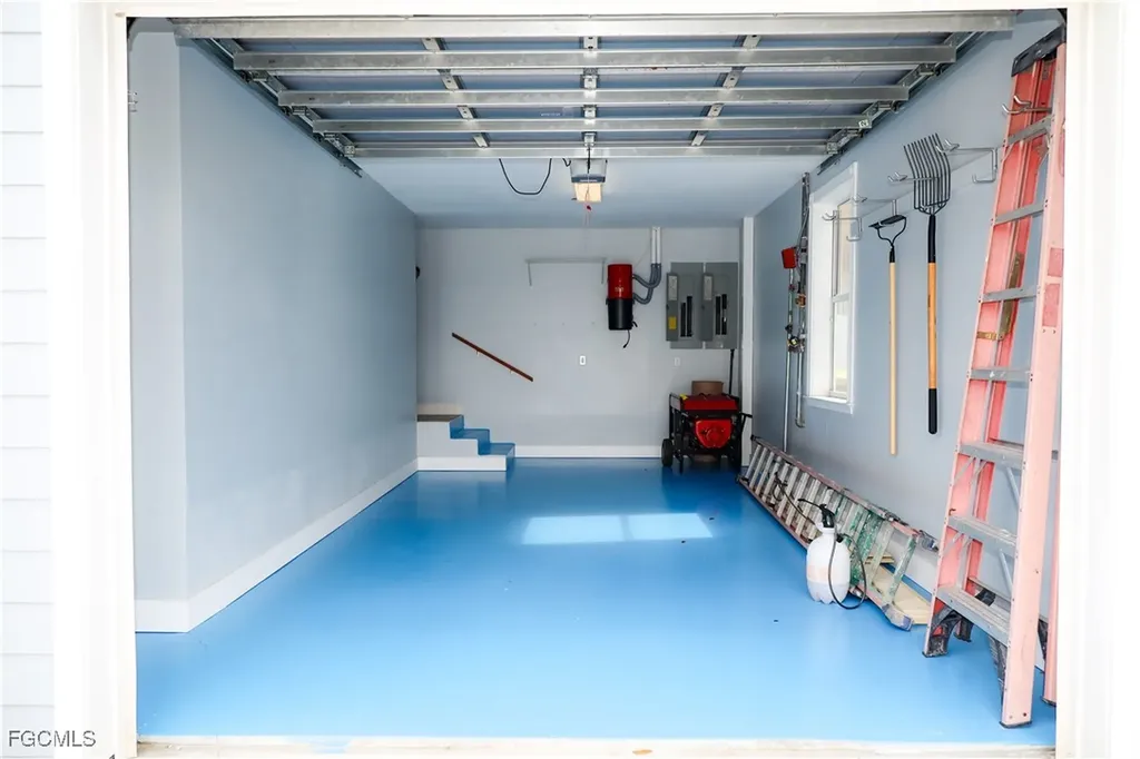 16470 Oakview Circle Alva FL 33920