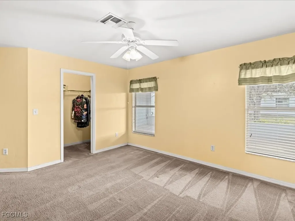 4427 NE 21st Place Cape Coral FL 33909