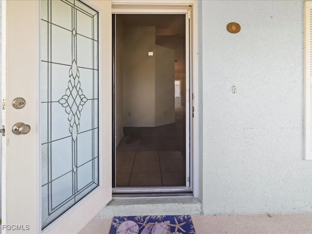 4427 NE 21st Place Cape Coral FL 33909