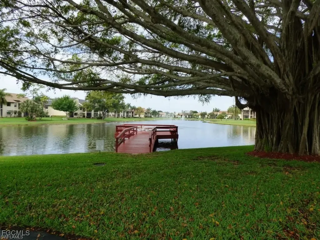 8534 Charter Club Circle Fort Myers FL 33919