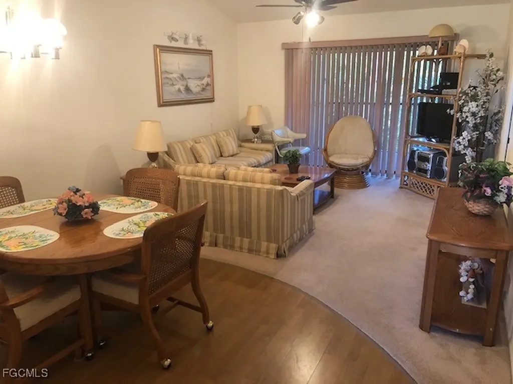 8534 Charter Club Circle Fort Myers FL 33919