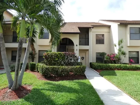 8534 Charter Club Circle Fort Myers FL 33919