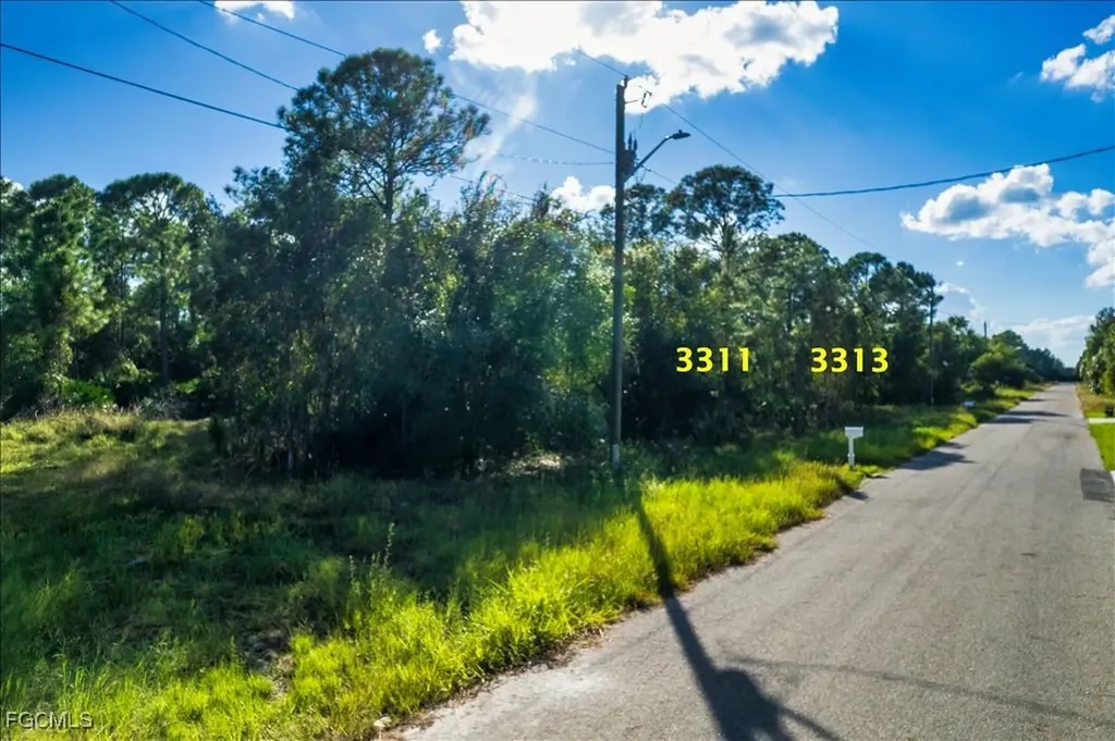 3313 54th Street W Lehigh Acres FL 33971