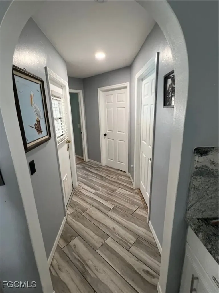 5318 SW 20th Place Cape Coral FL 33914