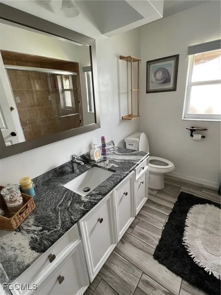 5318 SW 20th Place Cape Coral FL 33914