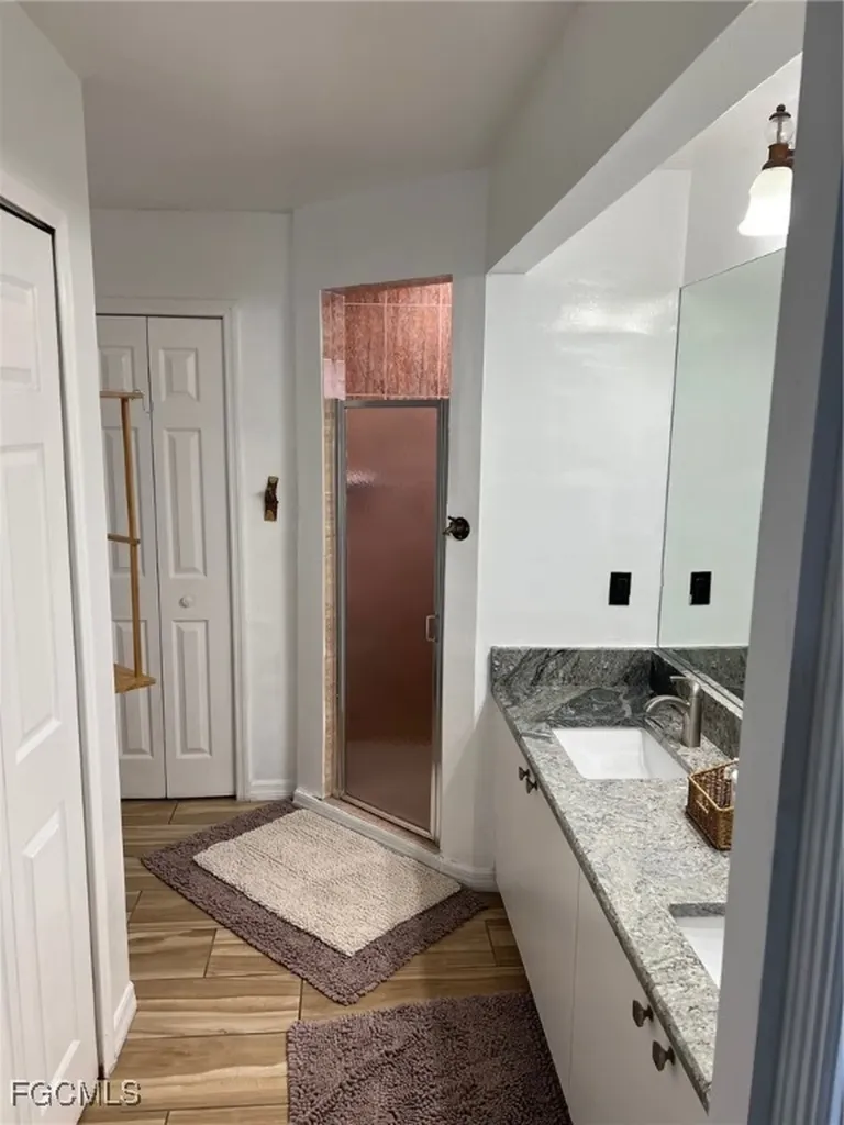 5318 SW 20th Place Cape Coral FL 33914
