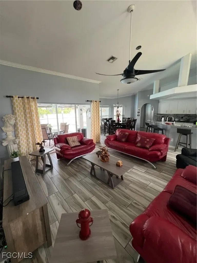 5318 SW 20th Place Cape Coral FL 33914