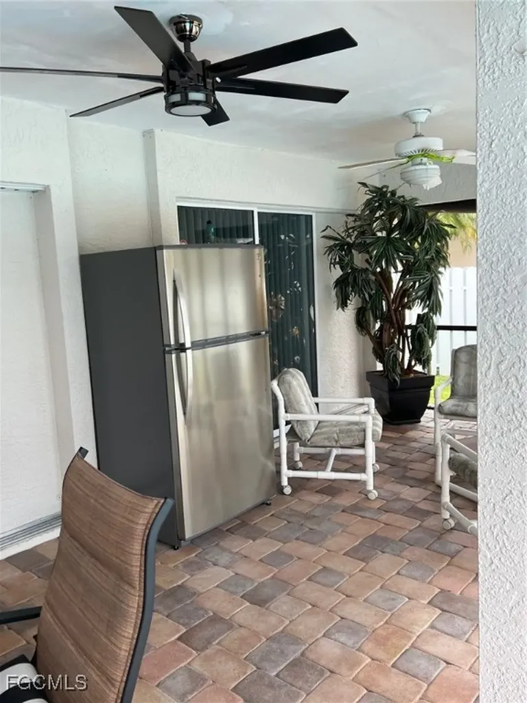 5318 SW 20th Place Cape Coral FL 33914