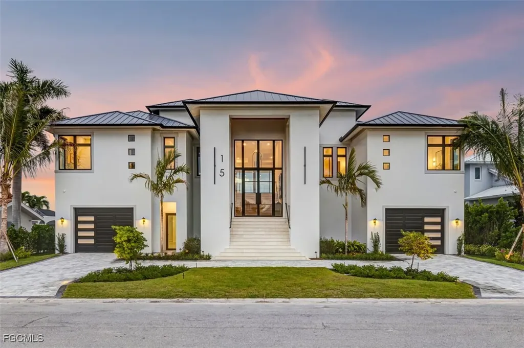 Fort Myers Beach FL, 15 Bayview Boulevard