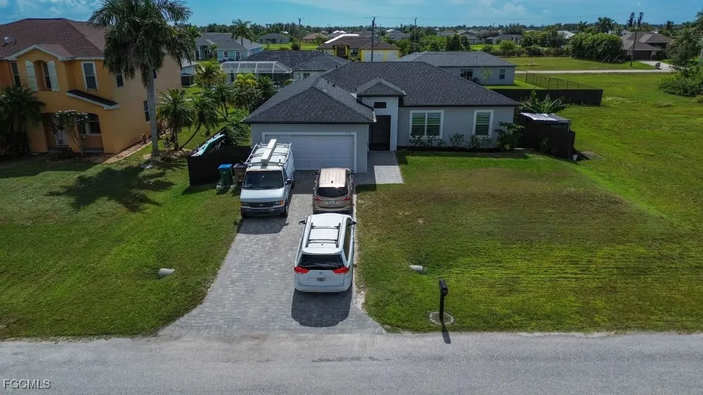 2750 NW 4th Terrace Cape Coral FL 33993