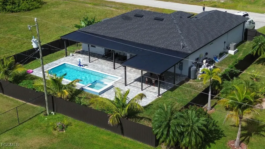2750 NW 4th Terrace Cape Coral FL 33993