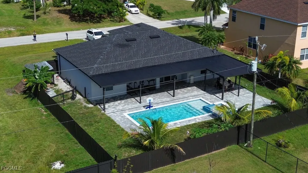 2750 NW 4th Terrace Cape Coral FL 33993