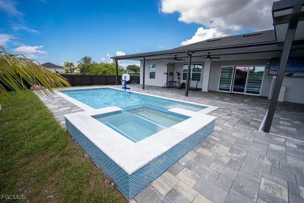 2750 NW 4th Terrace Cape Coral FL 33993