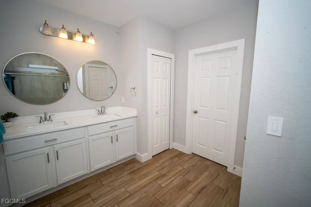 2750 NW 4th Terrace Cape Coral FL 33993