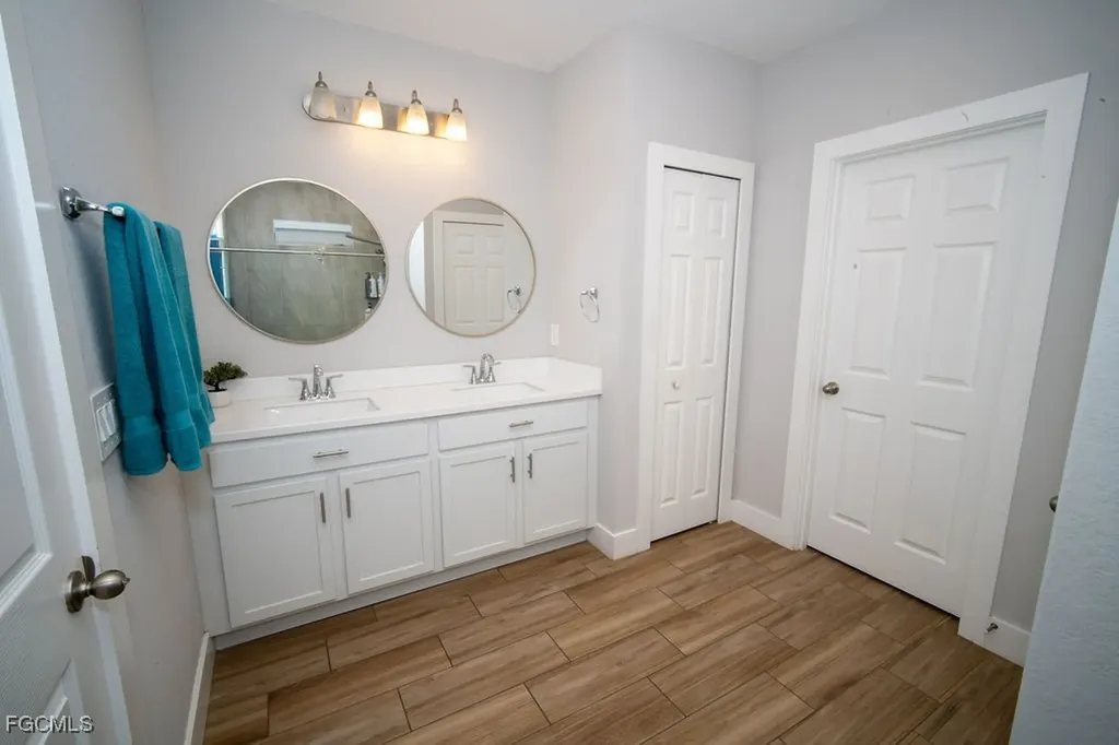 2750 NW 4th Terrace Cape Coral FL 33993