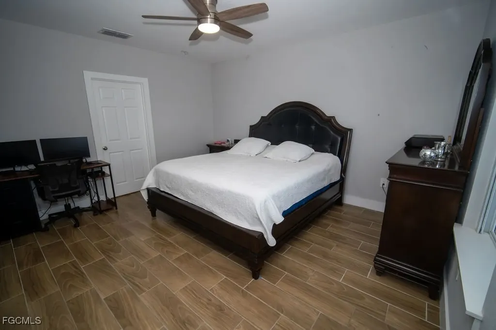 2750 NW 4th Terrace Cape Coral FL 33993