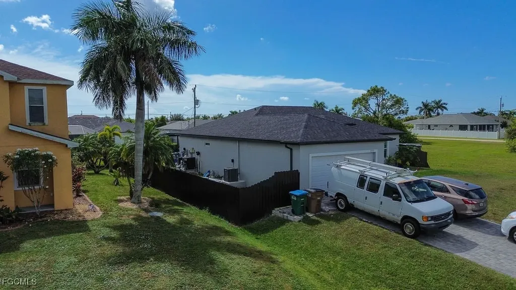 2750 NW 4th Terrace Cape Coral FL 33993