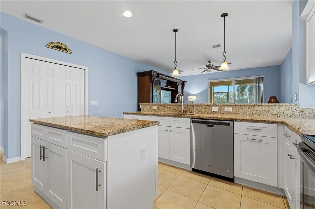 3569 Malagrotta Circle Cape Coral FL 33909