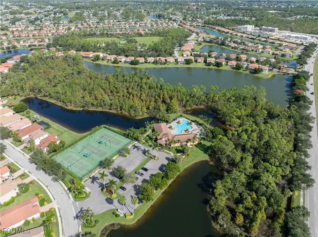 3569 Malagrotta Circle Cape Coral FL 33909