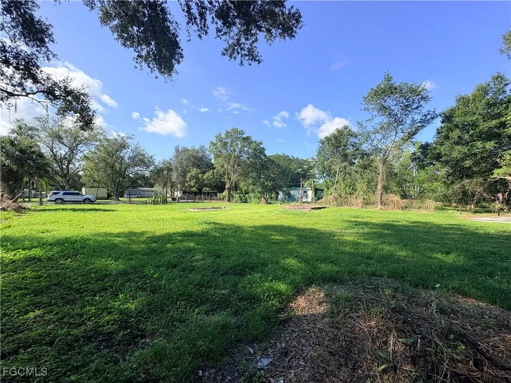 1468 Navaho Avenue Labelle FL 33935