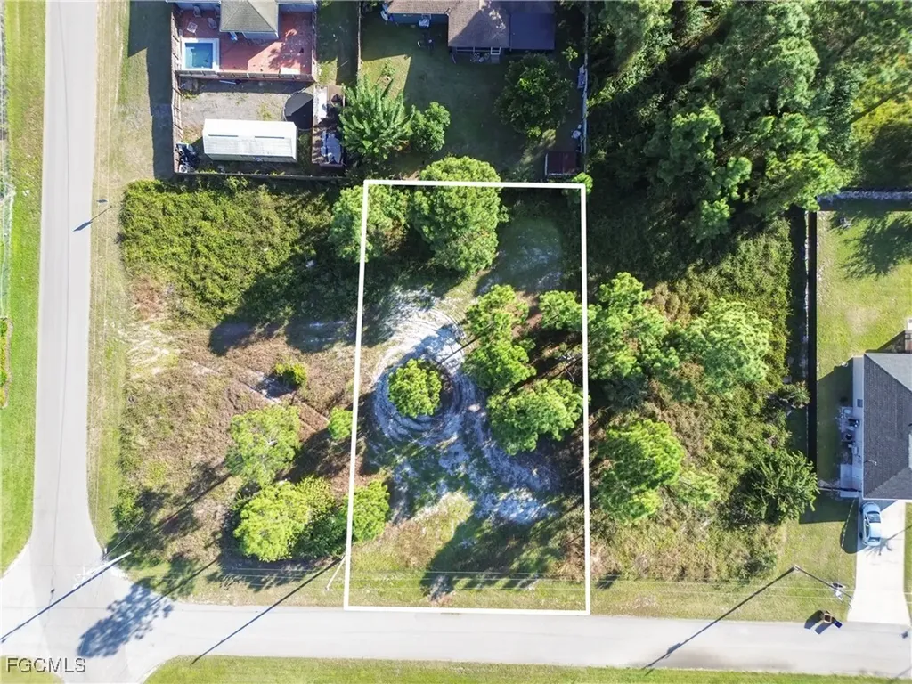 3015 32nd Street SW Lehigh Acres FL 33976